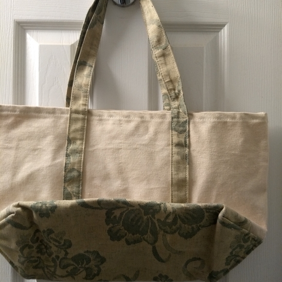 Laura Ashley Open Top Canvas Tote NWOT - Picture 7 of 7